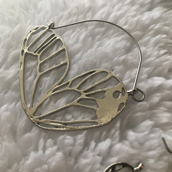 Butterfly Wing Fashion Week Silver Boho Earrings - Picture 3 of 4